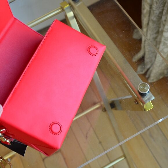 Kate Spade KK212 Bubble Gum 3D Crossbody - Picture 11 of 12